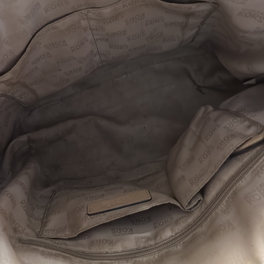 Mk purse - Picture 3 of 6